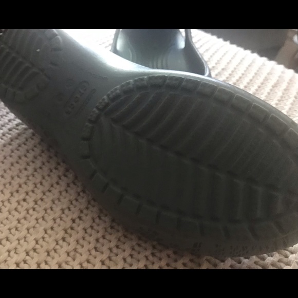 Crocs leopard gray size 9 M - Picture 3 of 5